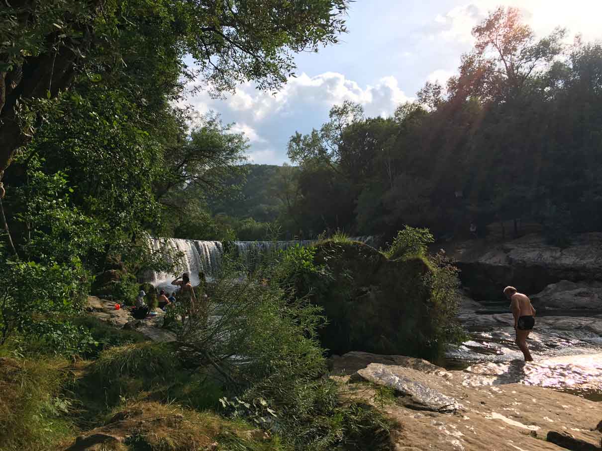 Brasserie Le Donjon LES MATELLES, Cascade-De-la-Vis-Herault